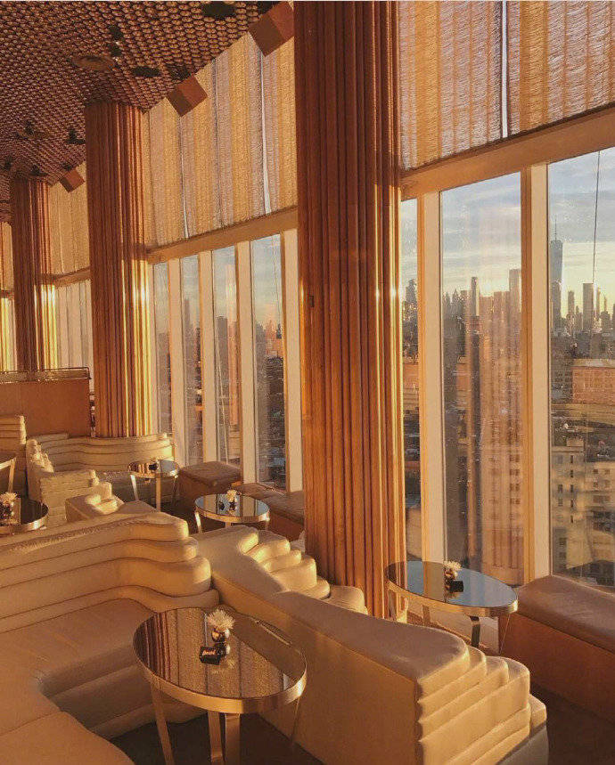 由他周围的朋友购物，悲伤的句子1