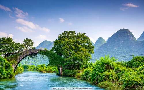 描述武东友谊的第2句