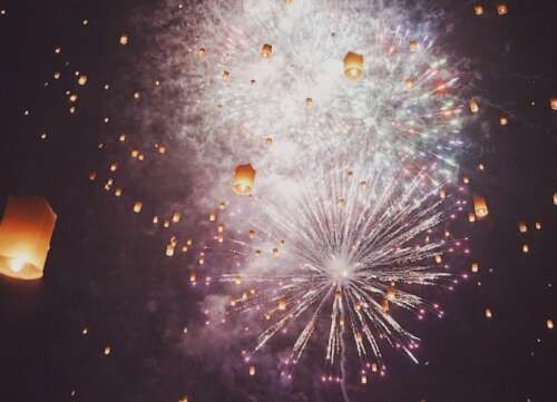 朋友圈简化了新年的文章1