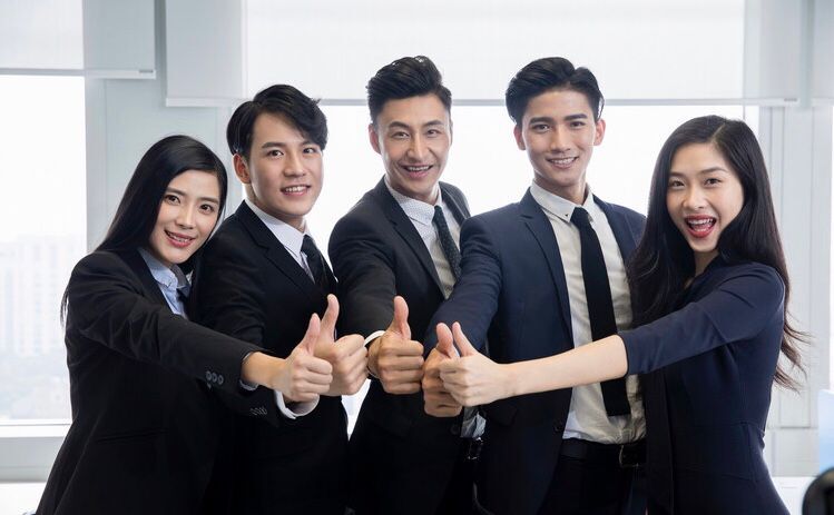 公司口号霸气押韵12字