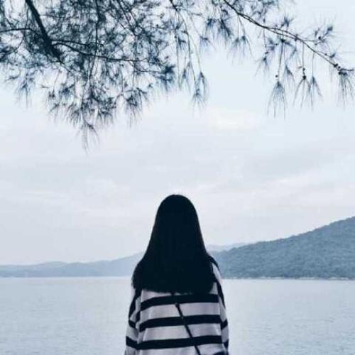 一个不安的句子女人感觉到生命2