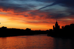 简单的问候客户短信在晚上