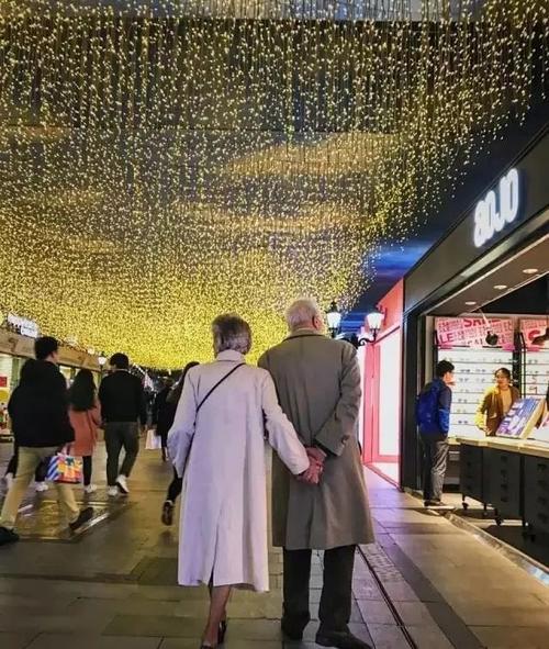 坠入爱河的句子