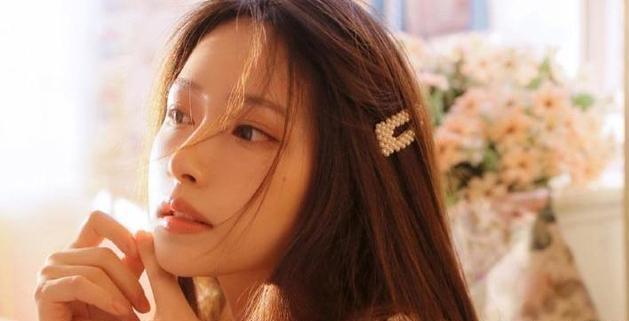 女孩发送自我定时句子1