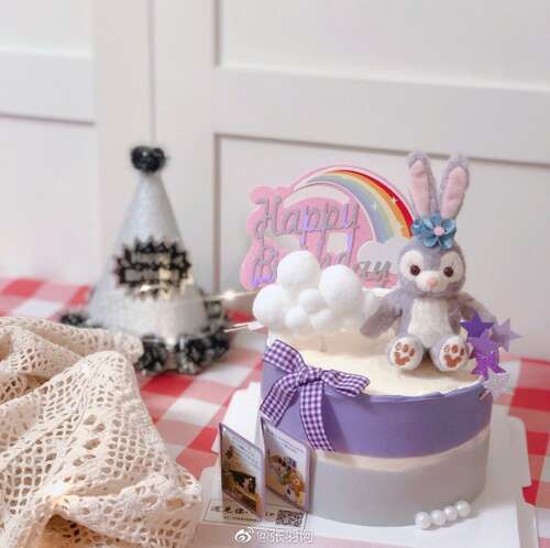 29.不想用言语赢得尊严，但试图达到其他无法进入的人的身高，它是那些嘲笑你的人最美丽的根源。