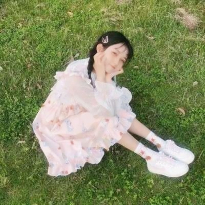 15.谁被鲜花惊呆了？优雅作为水，月亮，谁在一起？这是一生。