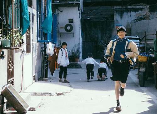 24，感情最苦涩，它不能来，但你无法打开它。确实如此，它不是假的。这只是你照顾好自己。身体瘀伤。最后，在你哭中下疲惫之后，你终于放弃了这个梦想。