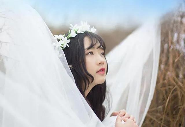 第一个看，句子1