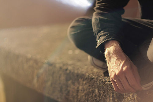 15.让自己忙着，忙于思考它，很多事情都悄然健忘。时间不一定证明，但它将能够看到很多事情。说服你的选择，不要动摇，让你的力量，明天会更好。