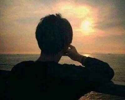 悲伤的句子句子1当你感到难过