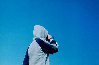 关于男孩悲伤的判决1