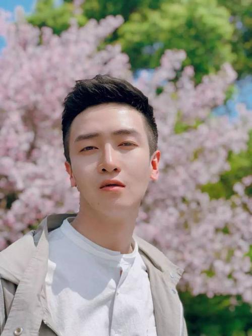 像女孩的诗歌一样