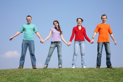 15.有些事情输了后，它可能再次回来了，但他将永远伤到他的心里。如果你能，我愿意，那时候会留下来。