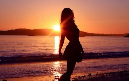 描述一个女孩的乐趣