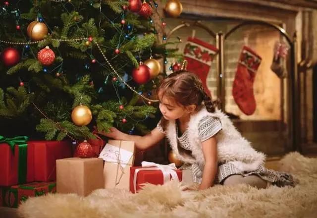 对孩子们的问候的圣诞节问候