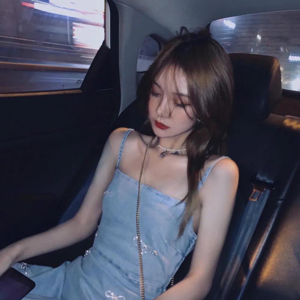 15.当你认为我没有想到你的时候，它不是，更吵闹的是，我想说的越多，我爱你。