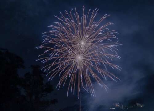 23,似乎有一个突然的盔甲,突然有一个软肋。