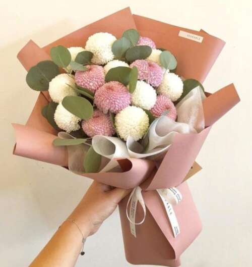 36，亲爱的，你是我生命中最重要的人，是一个朋友。你知道我会为我们的爱做点什么，我希望我们能像这样，我对你的爱很逼真。