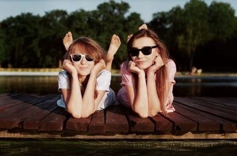 先进和沙雕女友1