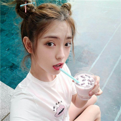 日记没有记录一天，而是对骨骼的热爱。