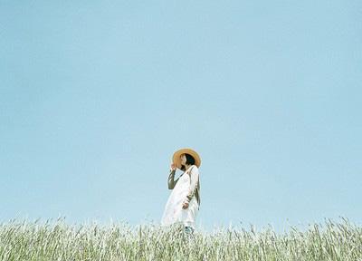 15.齐贤四个，莱是春风而不是秋天。漫长的河流参观了兄弟，响亮的夜晚的声音。