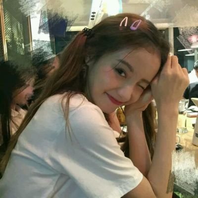 15.你只教我如何哭泣，但我不必教我如何忘记。