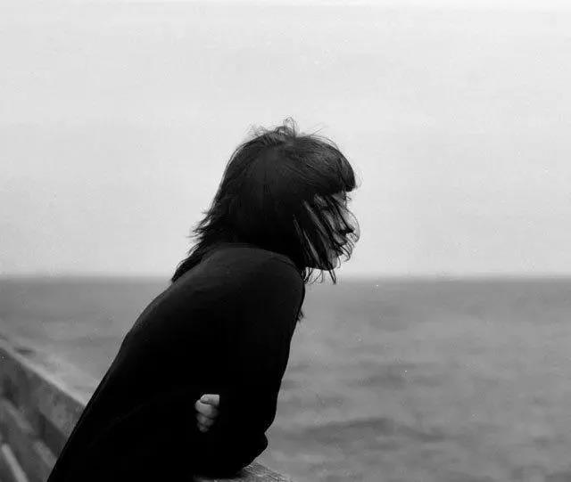 18.一个雨伞的人也必须顺利。