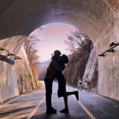 16，较慢，风景有点;微笑，一个更温暖;稍微达到一点点，痛苦少;每一天都是一小步，幸福会迈出一大步！