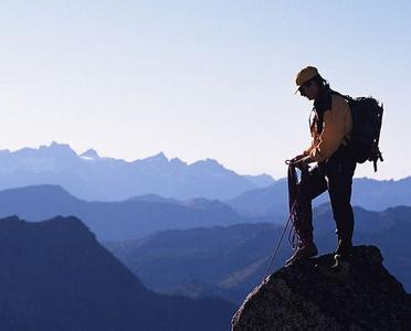 15.蜡烛是值得关注的，并治疗研究。