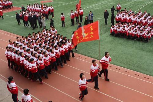 26级班级运行口号霸气1