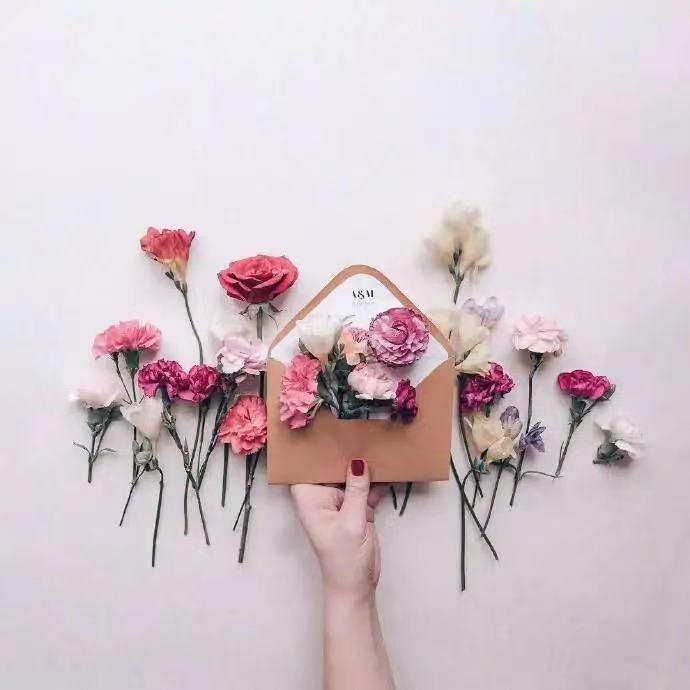 15.忠诚合作是积极乐观的，努力开放。