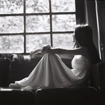 15，年度轮的年轮，就像黑色旋转记录，在我们每个人的深度深处演奏美丽的老粗鲁！