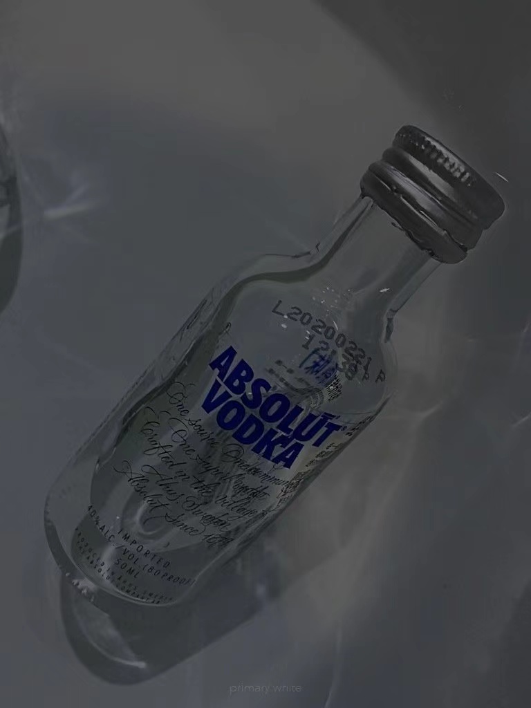 20.一个人周围只有这么多的职位。你只能给它这么多。在这个狭窄的圆圈中，有些人想要进来，有些人必须离开。