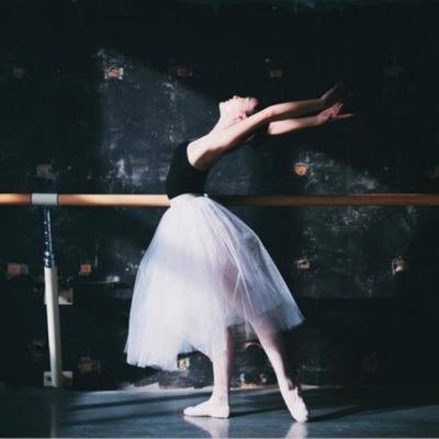 15.随着你的信心，随着你的快乐，随着你的坚持不懈，有一个与你的同龄人在一起的人，你将能够驾驶到理想主义。