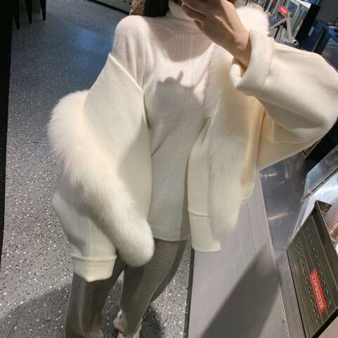 10，有时候，爱也是一种伤害，残酷的人，选择伤害别人，善待的人，选择伤害自己。