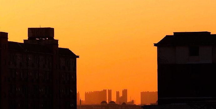 3，天气变得非常快，它变得真的突破了门，有必要带来被子覆盖更多的水果，你会有很好的照顾。这是你的爱。