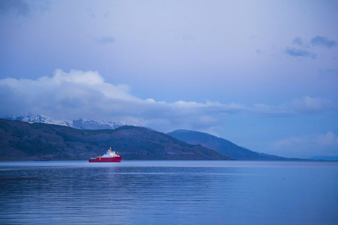 15.你在白天忙碌，夜晚也在睡觉;无论你烦人，休息都是必要的;无论你心中有多少天，你还没去，你还没去，你可以休息。得到它！睡觉，我会帮助我检查周锣！