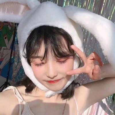 15.我们可以见面，彼此相遇，熟悉的感受。每天，我们都是这样的。女朋友，这将是一生，对吗？姐妹，新年快乐的夏娃。