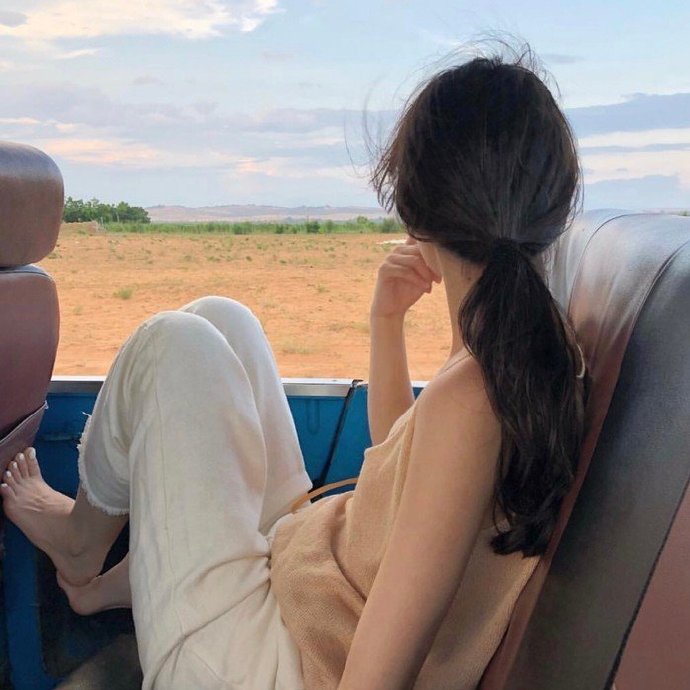 15，冷流来了，经常温暖，给我送更多的问候，给我很多祝福，温暖的心和温暖的身体，温暖的感情经常陪伴你。天气变化，保持温暖。