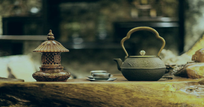 改变季节客户问候短信