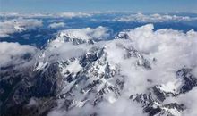 形容春天的雪山