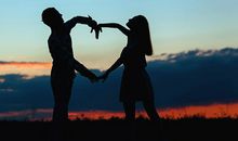 幸福却低调的情侣句子