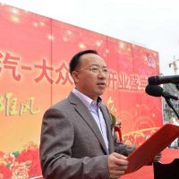 通讯公司副总经理