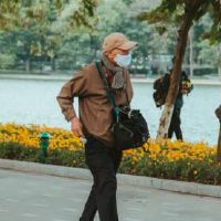 疫情正能量短语2022河南流行的朋友圈谈到案件