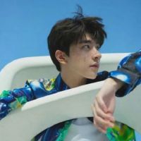 一见就心动的男生签名 浮生万里所有重逢都不如初遇