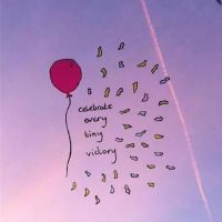 沙雕不失可爱的微信状态文案(精选48句)