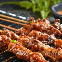 关于吃烧烤发朋友圈的文案(精选35句)