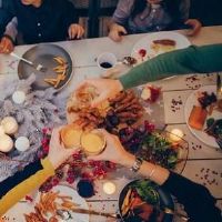 关于聚会时开心的说说句子大全(精选59句)