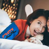 夸女人容颜不老的诗句