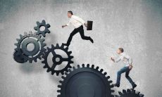 探索时间的意义：我站在人生路口，感悟所得的关于时间的思考和心灵启示